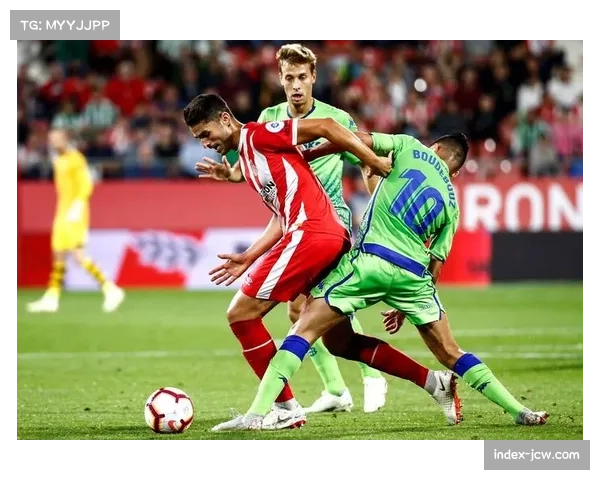 土超球队多线作战压力增大,欧冠赛事影响联赛阵容轮换