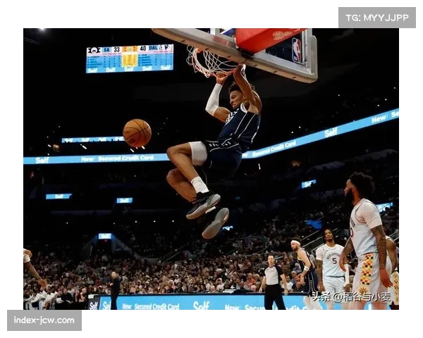 华盛顿23分提供稳定得分输出 独行侠锋线轮换找到节奏