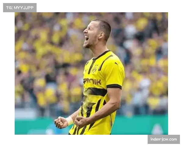 施洛特贝克攻防一体,多特蒙德防线核心当选单轮最佳